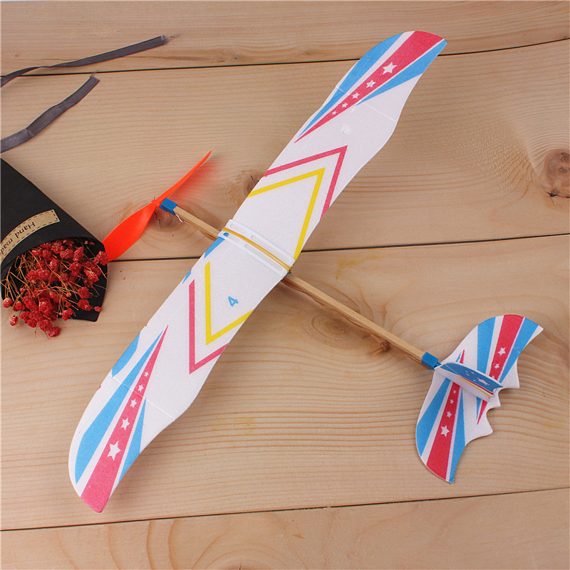 10 قطع من نماذج الطائرات التي  - مراجعة Kids Outdoor Activity Set وسعره